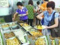 “待用快餐”一盒飯傳遞愛 (2)